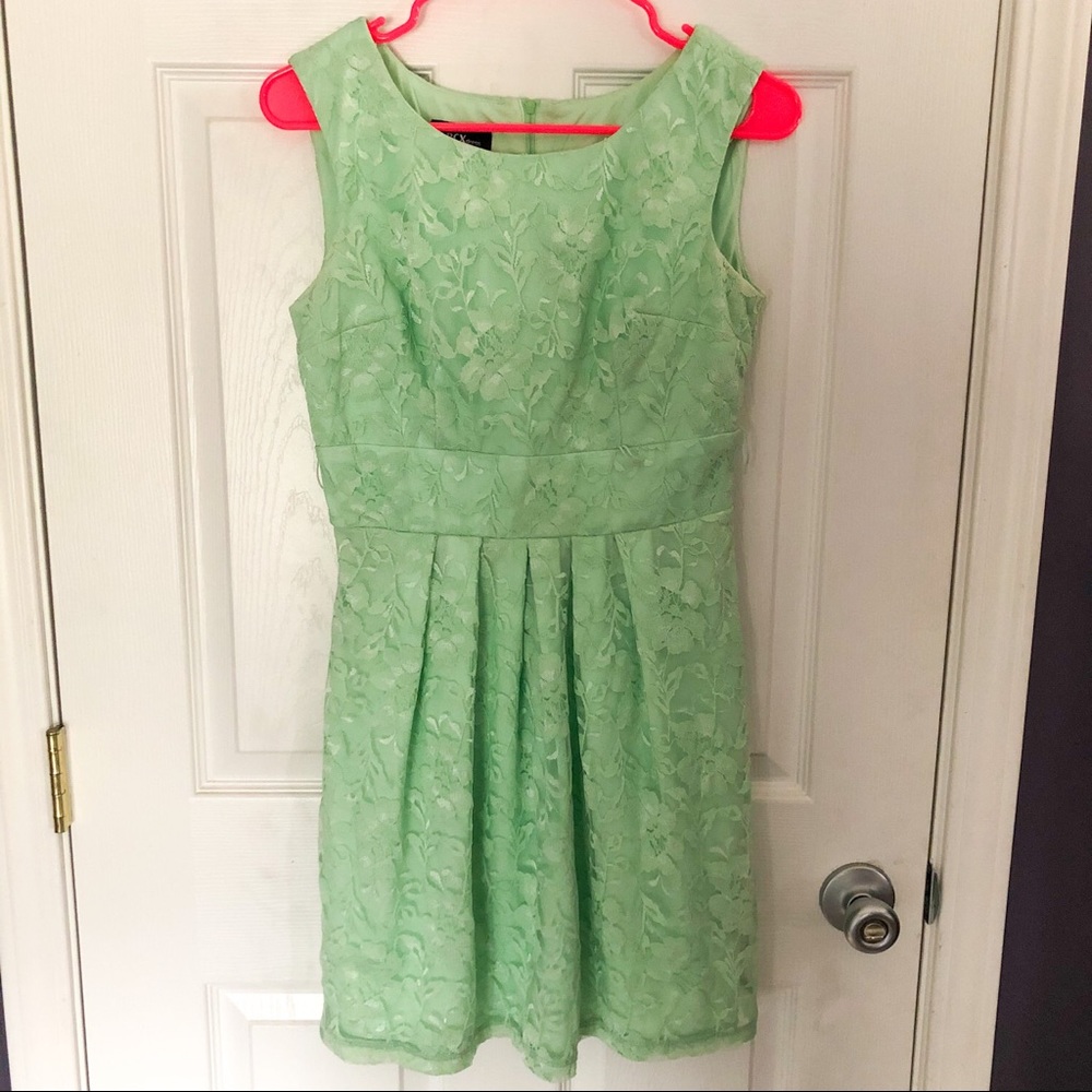 Mint green lace dress size 5